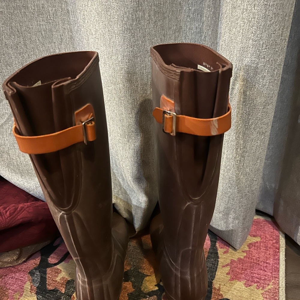 Hunter boots bought them new and hardly wore them